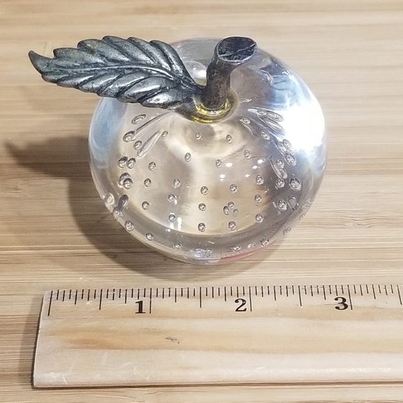 Apple Paperweight Metal Stem Leaf Clear Bubble Art Glass 3.25"H - Picture 7 of 8